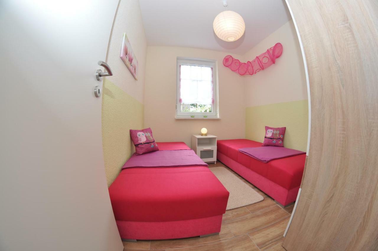 Ferienhaus Mueritzzauber / Eg-Appartement Marienfelde Esterno foto